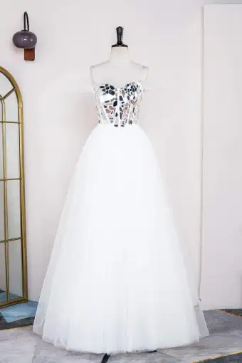 Sparkly White Acrylic Prom Dresses 2024 A Line Princess Spaghetti Straps Floor Length Long Tulle Sleeveless Formal Dresses
