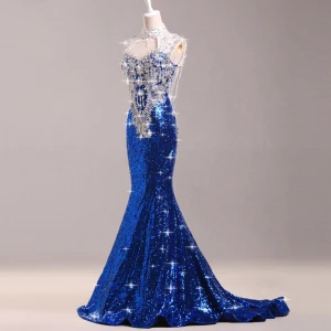 Trompette Sirène Luxe 2017 Bleu Marine Fermeture Éclair Tresser Cristal Faux Diamant Tribunal Train Satin Pailletée V Cou Désinvolte Cocktail Soirée Été Sans Manches Robe De Soirée