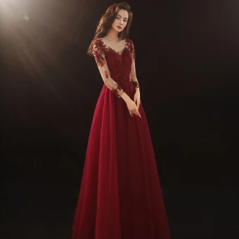 Illusion Bordeaux Robe De Bal 2020 Princesse Transparentes Encolure Dégagée 3 4 Manches Appliques En Dentelle Paillettes Longue Volants Robe De Ceremonie