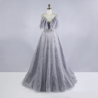 Chic Belle Gris Robe De Bal 2020 Robe Boule Bretelles Spaghetti Sans Manches Perlage Paillettes Train De Balayage Volants Dos Nu Robe De Ceremonie