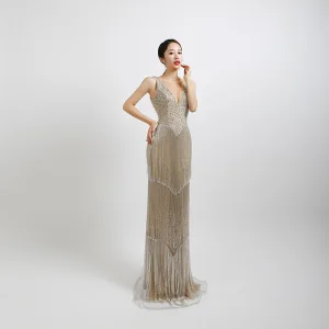 High End Silver Evening Dresses 2020 Trumpet Mermaid See Through V Neck Sleeveless Beading Tassel Sequins Floor Length Long Backless Formal Dresses