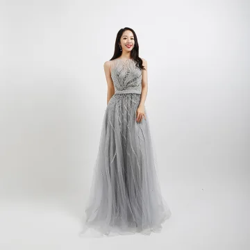 Illusion Gris Dansant Transparentes Robe De Bal 2020 Princesse Encolure Carrée Sans Manches Perlage Faux Diamant Paillettes Ceinture Longue Volants Robe De Ceremonie