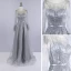 Haut de Gamme Gris Robe De Soirée 2020 Princesse Transparentes Encolure Dégagée Manches Longues Plumes Ceinture Perlage Paillettes Train De Balayage Volants Robe De Ceremonie