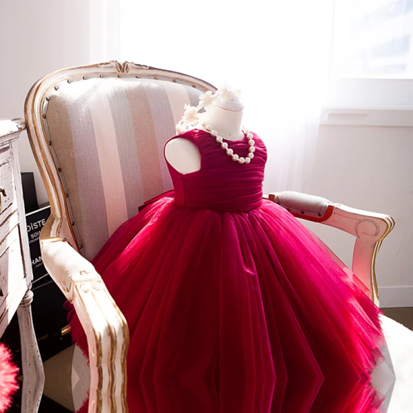 Lovely Red Birthday Flower Girl Dresses 2020 Ball Gown Scoop Neck Sleeveless Bow Short Ruffle Wedding Party Dresses