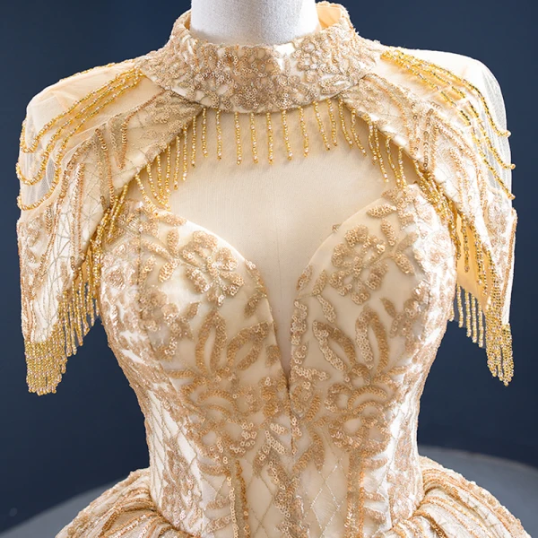 Luxe Doré La Mariée Robe De Mariée 2020 Robe Boule Col Haut Manches Courtes Dos Nu Perlage Gland Paillettes Longue Volants