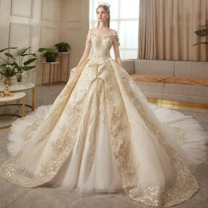 Romain Champagne Doré La Mariée Robe De Mariée 2020 Robe Boule De L 039 Épaule Manches Courtes Dos Nu Appliques Paillettes Perlage Glitter Tulle Royal Train Volants