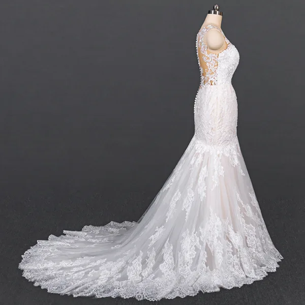 Luxury / Gorgeous White Bridal Wedding Dresses 2020 Trumpet / Mermaid V-Neck Sleeveless Backless Appliques Lace Beading Court Train Ruffle
