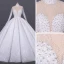 Luxus / Herrlich Weiß Hochzeits Durchsichtige Brautkleider / Hochzeitskleider 2020 Ballkleid Stehkragen Lange Ärmel Handgefertigt Perlenstickerei Pailletten Kathedrale Schleppe Rüschen