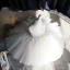 Schöne Weiß Organza Sommer Blumenmädchenkleider 2020 Ballkleid Rundhalsausschnitt Ärmellos Applikationen Spitze Perle Kurze Rüschen Kleider Für Hochzeit