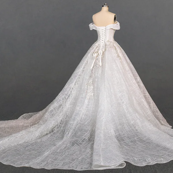 Luxury / Gorgeous Ivory Bridal Wedding Dresses 2020 Ball Gown Off-The-Shoulder Short Sleeve Backless Glitter Tulle Appliques Lace Beading Cathedral Train Ruffle