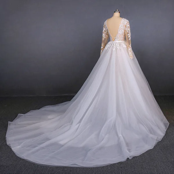 Charmant Blanche La Mariée Robe De Mariée 2020 Trompette / Sirène Transparentes Col v profond Manches Longues Dos Nu Appliques En Dentelle Perlage Détachable Cathedral Train Volants