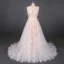 Meilleur Champagne La Mariée Robe De Mariée 2020 Princesse Transparentes Encolure Dégagée Sans Manches Dos Nu Appliques En Dentelle Perlage Glitter Tulle Tribunal Train Volants