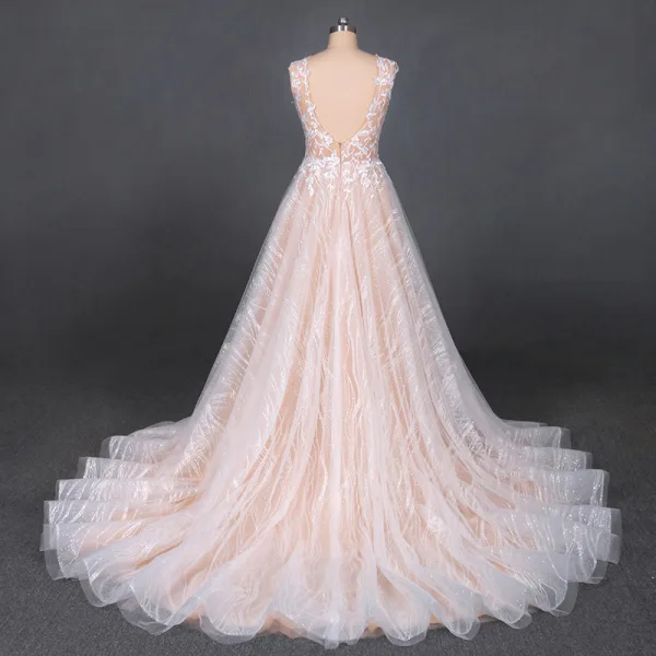 Meilleur Champagne La Mariée Robe De Mariée 2020 Princesse Transparentes Encolure Dégagée Sans Manches Dos Nu Appliques En Dentelle Perlage Glitter Tulle Tribunal Train Volants