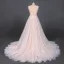 Meilleur Champagne La Mariée Robe De Mariée 2020 Princesse Transparentes Encolure Dégagée Sans Manches Dos Nu Appliques En Dentelle Perlage Glitter Tulle Tribunal Train Volants