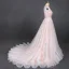 Meilleur Champagne La Mariée Robe De Mariée 2020 Princesse Transparentes Encolure Dégagée Sans Manches Dos Nu Appliques En Dentelle Perlage Glitter Tulle Tribunal Train Volants