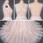 Meilleur Champagne La Mariée Robe De Mariée 2020 Princesse Transparentes Encolure Dégagée Sans Manches Dos Nu Appliques En Dentelle Perlage Glitter Tulle Tribunal Train Volants