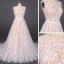 Meilleur Champagne La Mariée Robe De Mariée 2020 Princesse Transparentes Encolure Dégagée Sans Manches Dos Nu Appliques En Dentelle Perlage Glitter Tulle Tribunal Train Volants