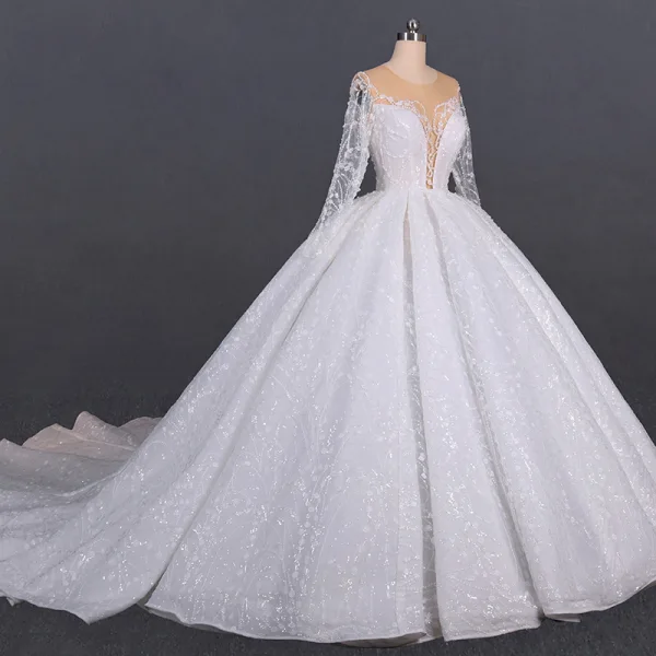Luxe Ivoire Transparentes La Mariée Robe De Mariée 2020 Robe Boule Encolure Dégagée Manches Longues Fait main Perlage Glitter Tulle Cathedral Train