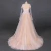High-end Champagne Brud Bröllopsklänningar 2020 Prinsessa Genomskinliga Urringning Långärmad Appliqués Spets Beading Pärla Svep Tåg Ruffle