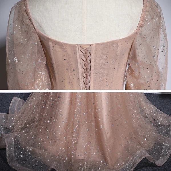Style Victorien Champagne Robe De Bal 2020 Princesse Encolure Carrée Gonflée Manches Courtes Ceinture Paillettes Train De Balayage Volants Dos Nu Robe De Ceremonie