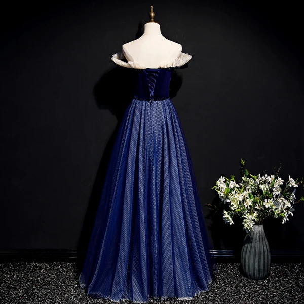 Simple Bleu Marine Robe De Bal 2020 Princesse De l'épaule Manches Courtes à carreaux Tulle Longue Volants Dos Nu Robe De Ceremonie