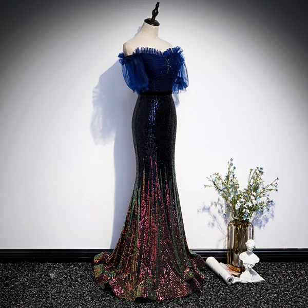 Scintillantes Bleu Marine Dégradé De Couleur Paillettes Robe De Soirée 2020 Trompette / Sirène De l'épaule Manches Courtes Perlage Train De Balayage Volants Dos Nu Robe De Ceremonie