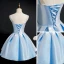 Simple Bleu Ciel Satin de retour Robe De Graduation 2020 Princesse Bretelles Spaghetti Sans Manches Courte Volants Dos Nu Robe De Ceremonie