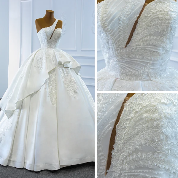 Luxury / Gorgeous White Satin Bridal Wedding Dresses 2020 Ball Gown One-Shoulder Sleeveless Backless Appliques Lace Handmade  Beading Floor-Length / Long Ruffle