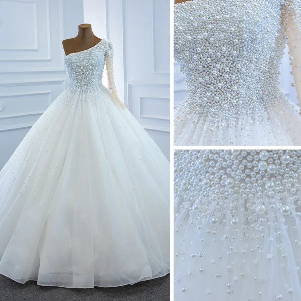 Luxury / Gorgeous White Bridal Wedding Dresses 2020 Ball Gown One-Shoulder Long Sleeve Backless Handmade  Beading Pearl Floor-Length / Long Ruffle