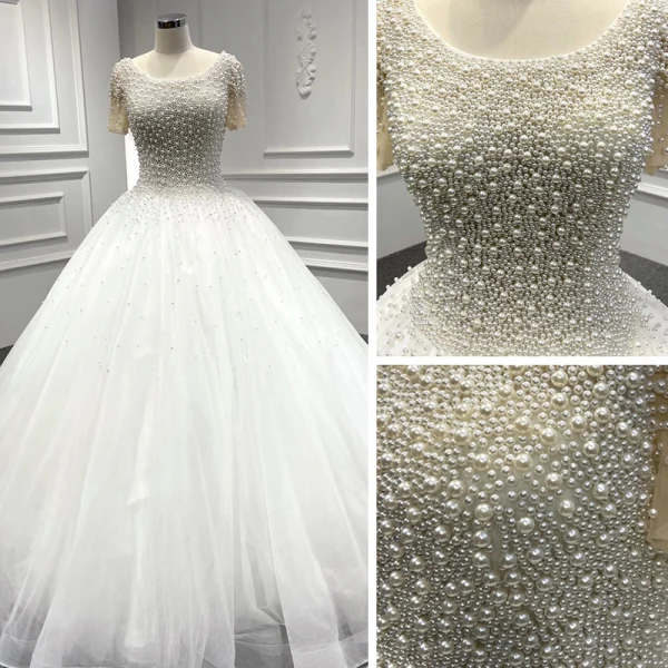 Luxury / Gorgeous White Bridal Wedding Dresses 2020 Ball Gown Scoop Neck Short Sleeve Backless Handmade  Beading Pearl Floor-Length / Long Ruffle