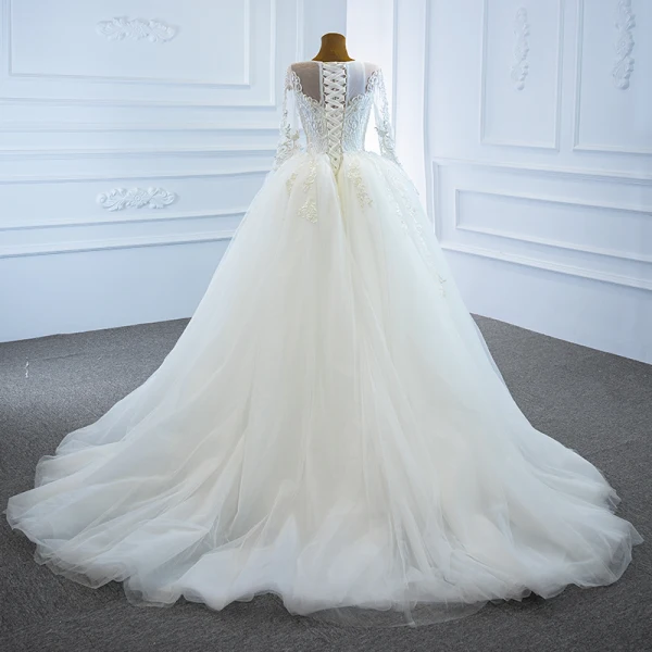 Luxe Blanche La Mariée Robe De Mariée 2020 Robe Boule Transparentes Encolure Dégagée Manches Longues Appliques En Dentelle Perlage Perle Détachable Chapel Train Volants