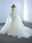 Luxe Blanche La Mariée Robe De Mariée 2020 Robe Boule Transparentes Encolure Dégagée Manches Longues Appliques En Dentelle Perlage Perle Détachable Chapel Train Volants