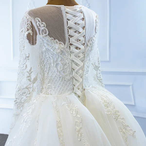 Luxe Blanche La Mariée Robe De Mariée 2020 Robe Boule Transparentes Encolure Dégagée Manches Longues Appliques En Dentelle Perlage Perle Détachable Chapel Train Volants