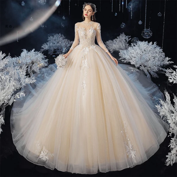 Romantique Champagne La Mariée Robe De Mariée 2020 Robe Boule Transparentes Col Haut 3/4 Manches Dos Nu Appliques En Dentelle Perlage Glitter Tulle Cathedral Train Volants