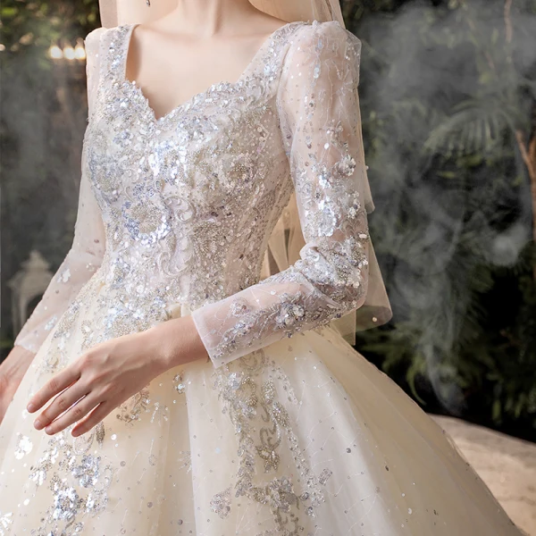 Vintage / Retro Champagne Bridal Wedding Dresses 2020 Ball Gown Square Neckline Long Sleeve Backless Appliques Lace Sequins Beading Chapel Train Ruffle