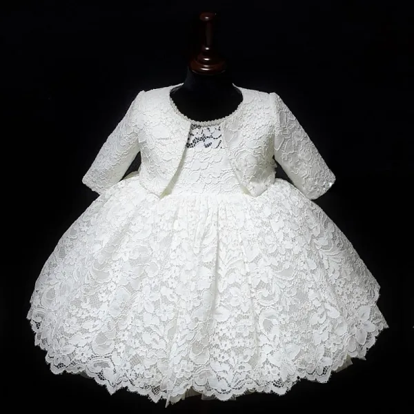 Classic White Lace Flower Girl Dresses With Shawl 2020 Ball Gown Scoop Neck Sleeveless Beading Bow Short Ruffle Wedding Party Dresses