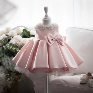 Fashion Candy Pink Satin Birthday Flower Girl Dresses 2020 Ball Gown Scoop Neck Sleeveless Beading Pearl Bow Short Ruffle Wedding Party Dresses