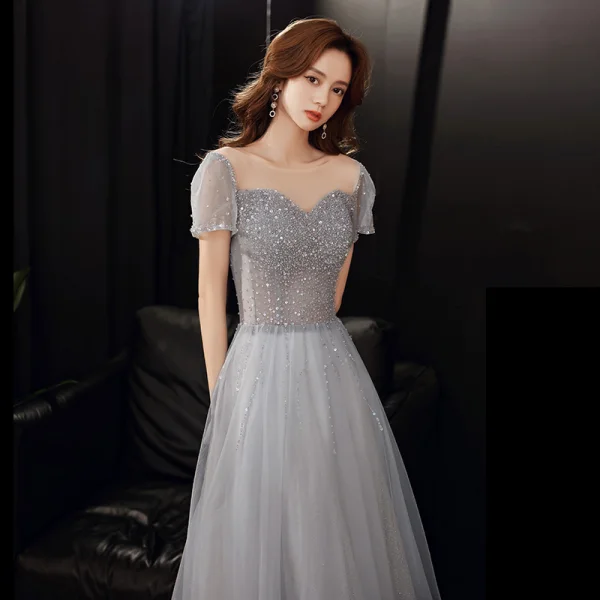 Illusion Gris Dansant Robe De Bal 2020 Princesse Transparentes Encolure Dégagée Manches Courtes Perlage Paillettes Glitter Tulle Longue Volants Dos Nu Robe De Ceremonie