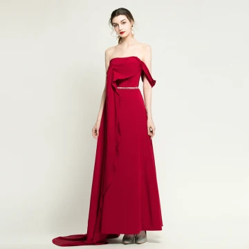Mode Burgundy Aftonklänningar 2020 Prinsessa Jedno Ramię Korta Ärm Rhinestone Skärp Svep Tåg Ruffle Halterneck Formella Klänningar