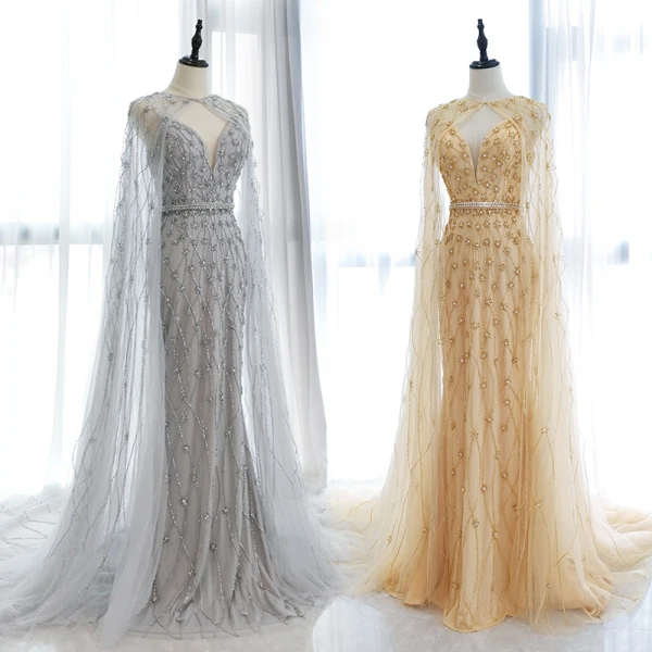Haut de Gamme Gris Tapis rouge Robe De Soirée Avec Châle 2020 Trompette / Sirène Col v profond Sans Manches Perlage Faux Diamant Watteau Train Volants Dos Nu Robe De Ceremonie