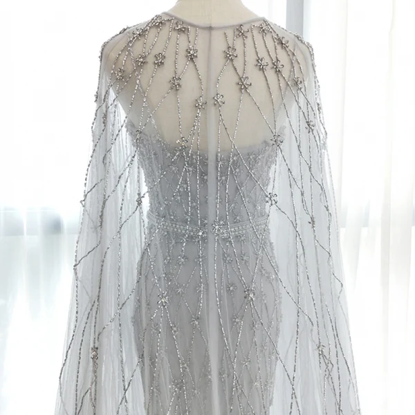 Haut de Gamme Gris Tapis rouge Robe De Soirée Avec Châle 2020 Trompette / Sirène Col v profond Sans Manches Perlage Faux Diamant Watteau Train Volants Dos Nu Robe De Ceremonie