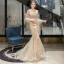 Luxe Bleu Marine Tapis rouge Robe De Soirée 2020 Trompette / Sirène Encolure Carrée Manches Longues Perlage Gland Plumes Paillettes Train De Balayage Volants Dos Nu