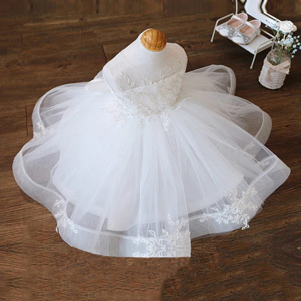 Chic / Beautiful Ivory Flower Girl Dresses 2020 Ball Gown Scoop Neck Sleeveless Appliques Lace Bow Short Ruffle Wedding Party Dresses