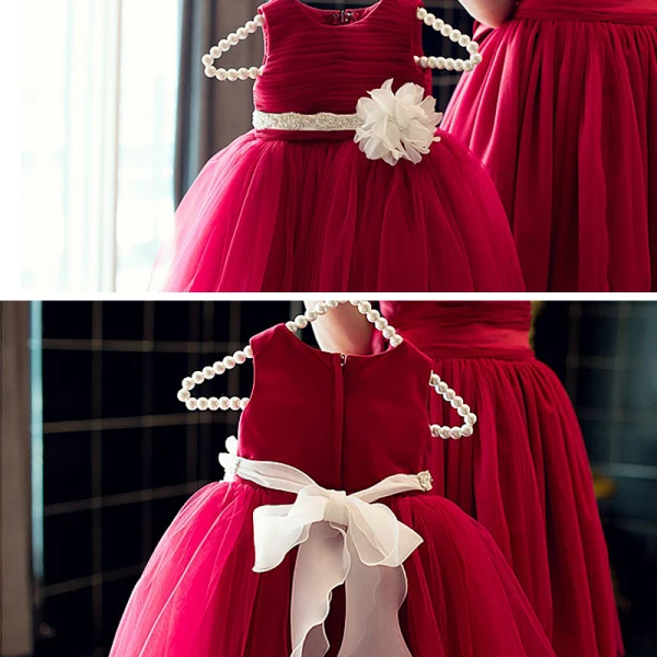 Chic / Beautiful Red Birthday Flower Girl Dresses 2020 Ball Gown Scoop Neck Sleeveless Flower Sash Short Ruffle Wedding Party Dresses