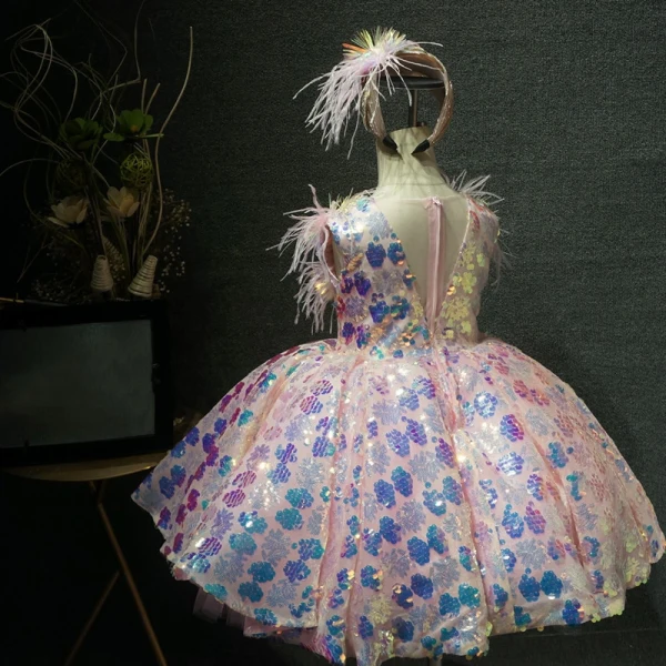 Fancy Blushing Pink Birthday Flower Girl Dresses 2020 Ball Gown See-through V-Neck Sleeveless Feather Sequins Flower Short Ruffle Wedding Party Dresses