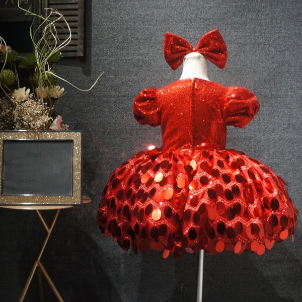 Fairytale Red Birthday Flower Girl Dresses 2020 Ball Gown Scoop Neck Puffy Short Sleeve Sequins Short Wedding Party Dresses