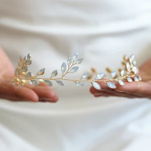 Eleganta Guld Pannband Brud Huvudbonad 2020 Metall Snörning Rhinestone Hårsmycken Brud Tillbehör