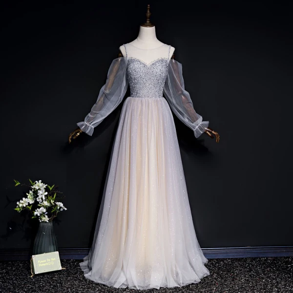 Élégant Gris Champagne Transparentes Robe De Soirée 2020 Princesse Encolure Dégagée Gonflée Manches Longues Paillettes Perlage Glitter Tulle Longue Volants Dos Nu Robe De Ceremonie
