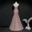 High End Pearl Rosa Abendkleider 2020 Meerjungfrau Tiefer V-Ausschnitt Ärmellos Applikationen Spitze Pailletten Perlenstickerei Lange Rüschen Rückenfreies Festliche Kleider