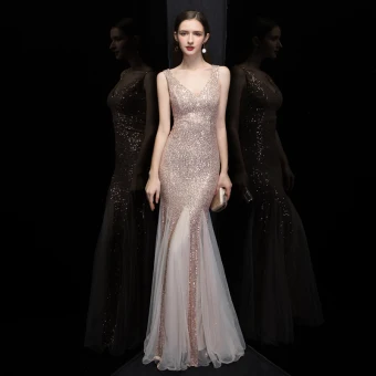 Sparkly Rose Gold Sequins Evening Dresses 2020 Trumpet Mermaid V Neck Sleeveless Floor Length Long Ruffle Backless Formal Dresses